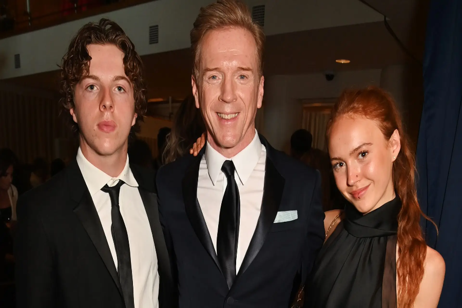 Damian Lewis' Net Worth